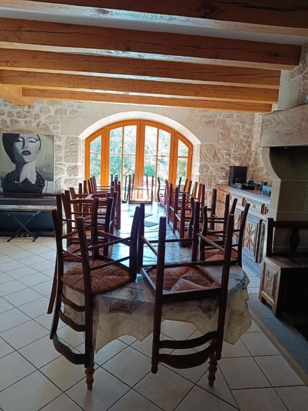 SARRAN Maison Sarran 9 pièce(s) 258 m2 4