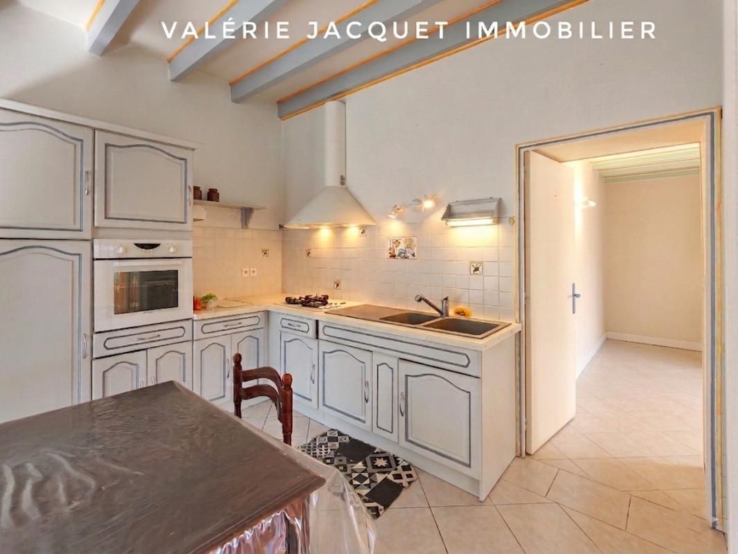 SAINT-CIBARD Domaine de Caractère à Saint-Cibard : Authenticité & Potentiel 4