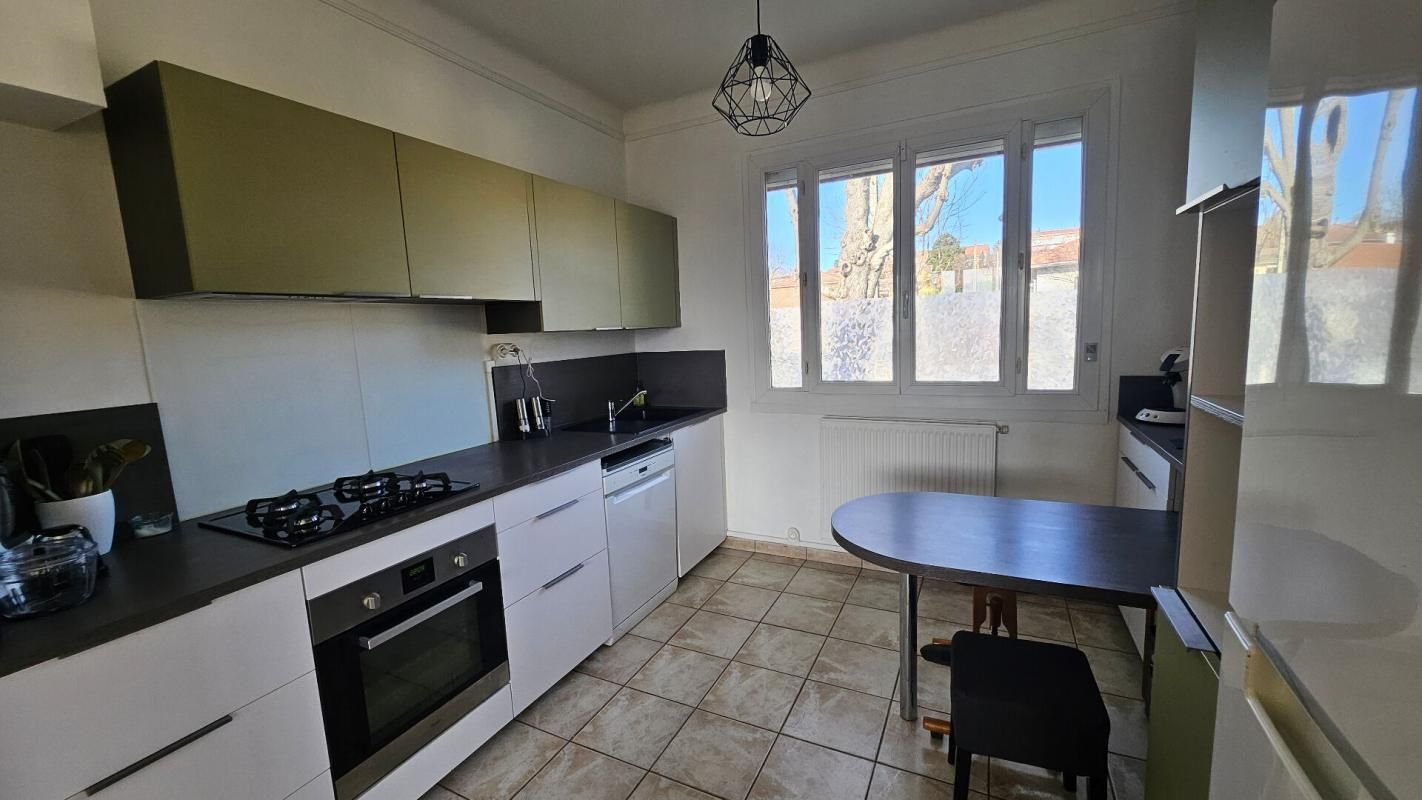 FEYZIN Maison Feyzin 4 pièce(s) 109.22 m2 4