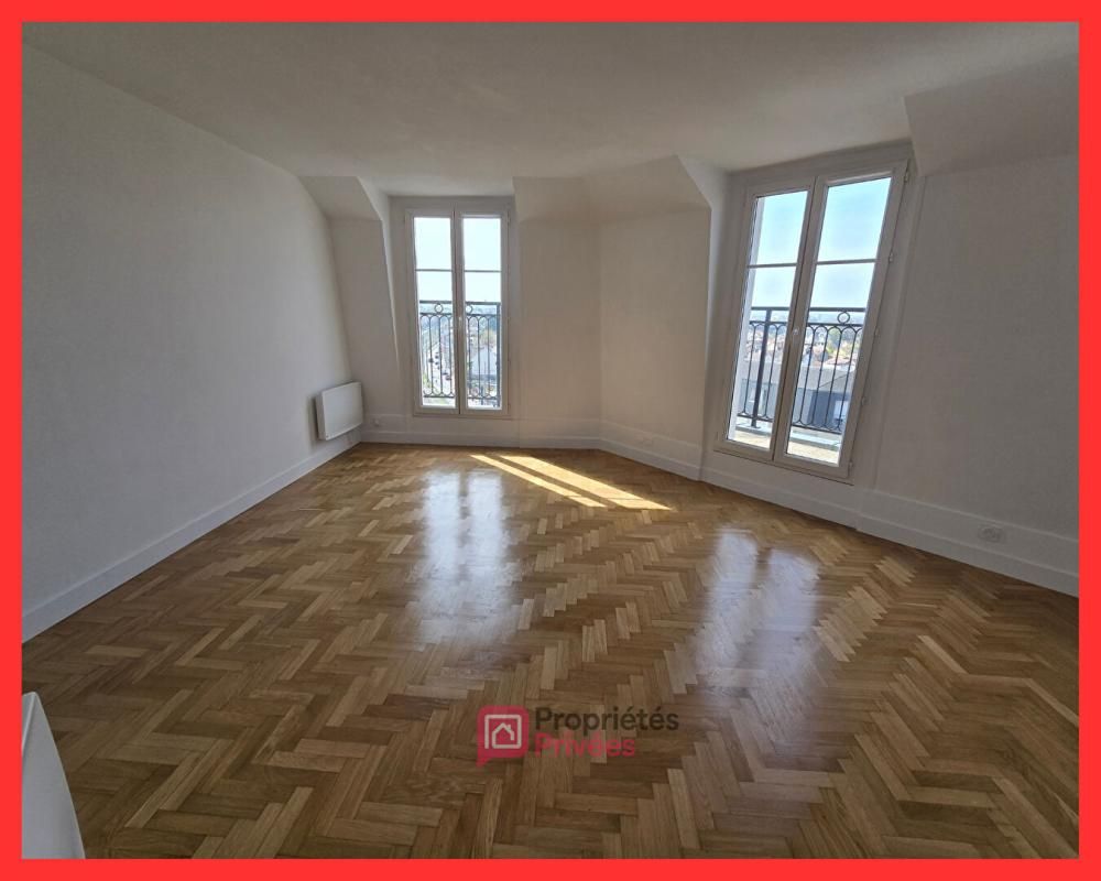 LES PAVILLONS-SOUS-BOIS 93320 LES PAVILLONS  SOUS BOIS - Appartement 2 pièces 44,43 m² - 1 Chambre - Balcon - Parking 2