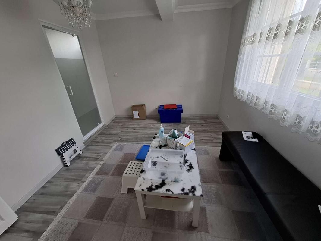 L'AIGLE Maison/Pavillon L AIGLE 7 pièce(s) 122 m2 avec terrain 630m² 4