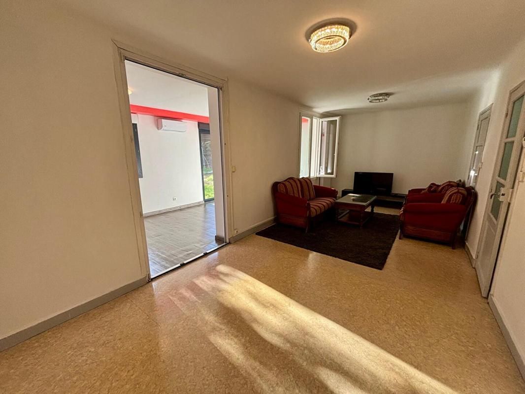 NEVERS Maison Nevers 5 pièce(s) 89.87 m2 - 3 chambres - jardin 3