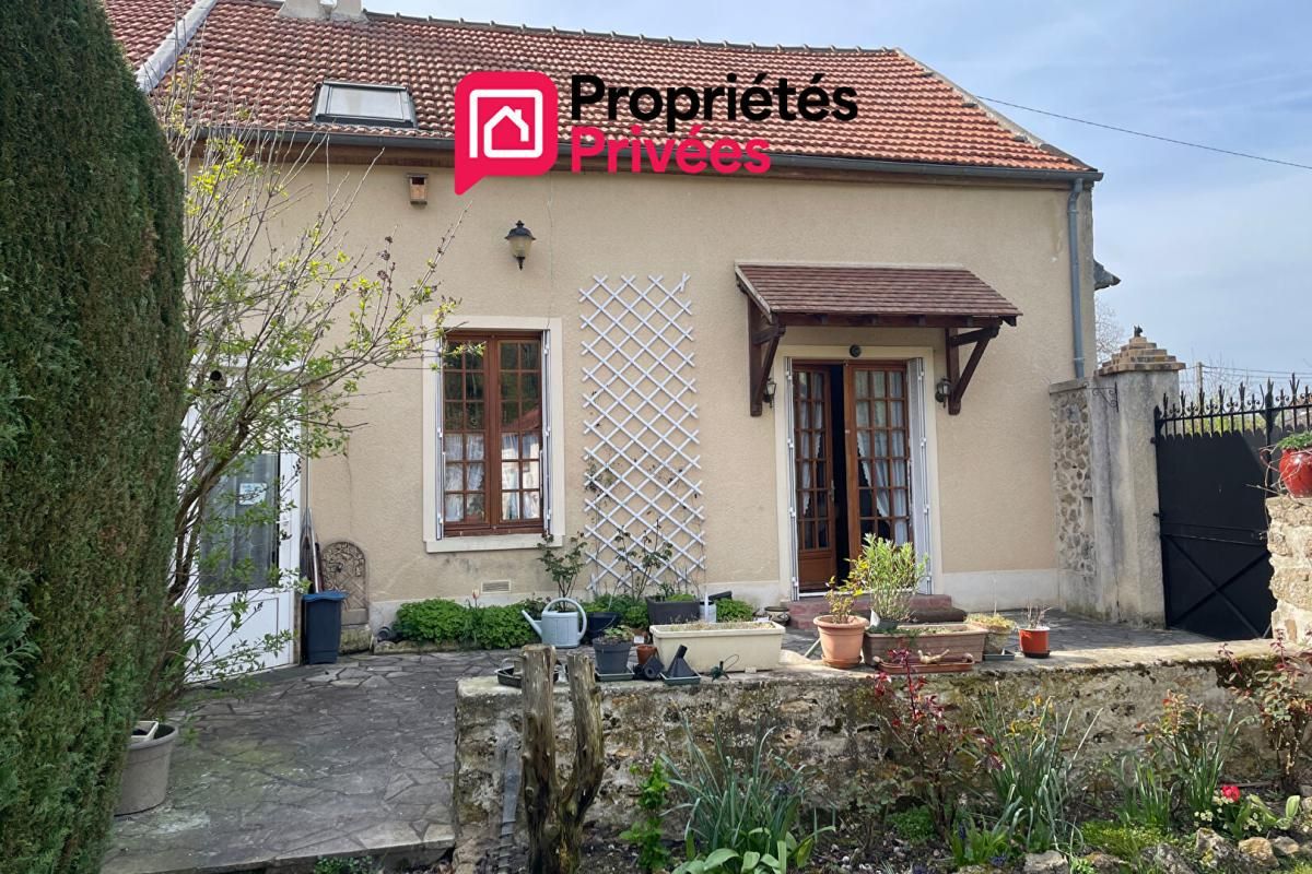 LA PETITE CAMPAGNARDE