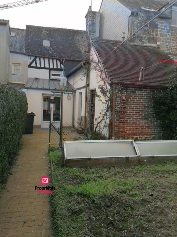 LA FERTE-MACE LA FERTE MACE (61600) Maison 3 pièces, 2 chambres , 67 m2 environ . Prix 70 000 honoraires  7,69% inclus à la charge de l'acquéreur, soit 65 000  hors honoraires 2