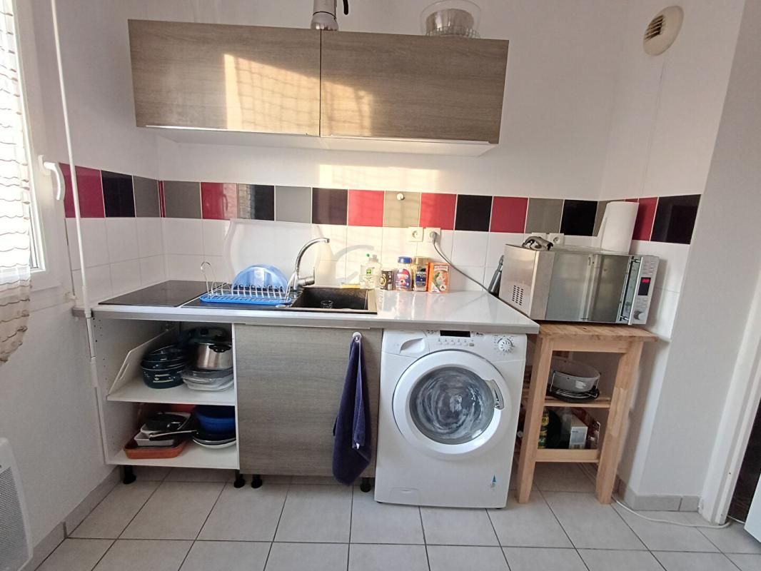 CHALONS-EN-CHAMPAGNE Chalons en Champagne - Appartement 2 pièces 47 m2 3