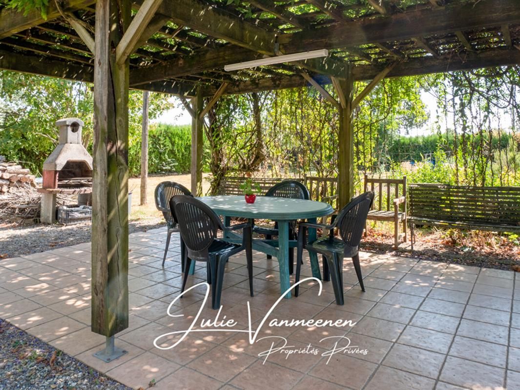 LEVIGNAC LEVIGNAC (31530) - Ancien corps de ferme de 152m² habitables + 120m² de dépendances sur 2900m² de terrain 4