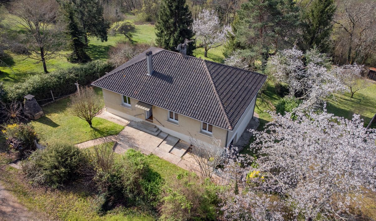 Maison 5 pièce(s) 98 m2 plein pied, 3ch, grande sous sol, jardin 1977M2