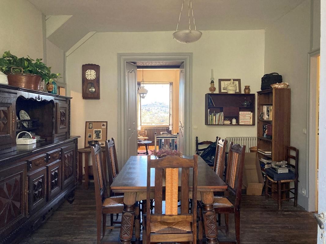 CAHORS Maison de caractère 5 chambres à 10 minutes de Cahors 3