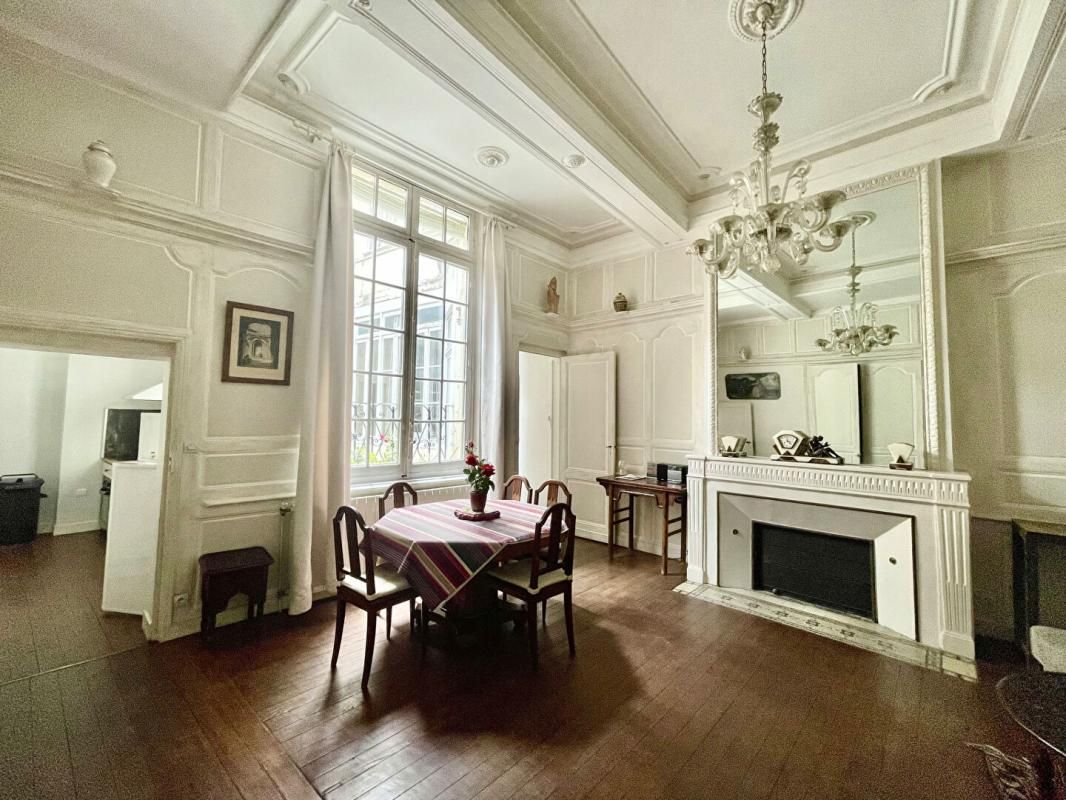 BORDEAUX Vente T4 100m2 BORDEAUX (33000) 1