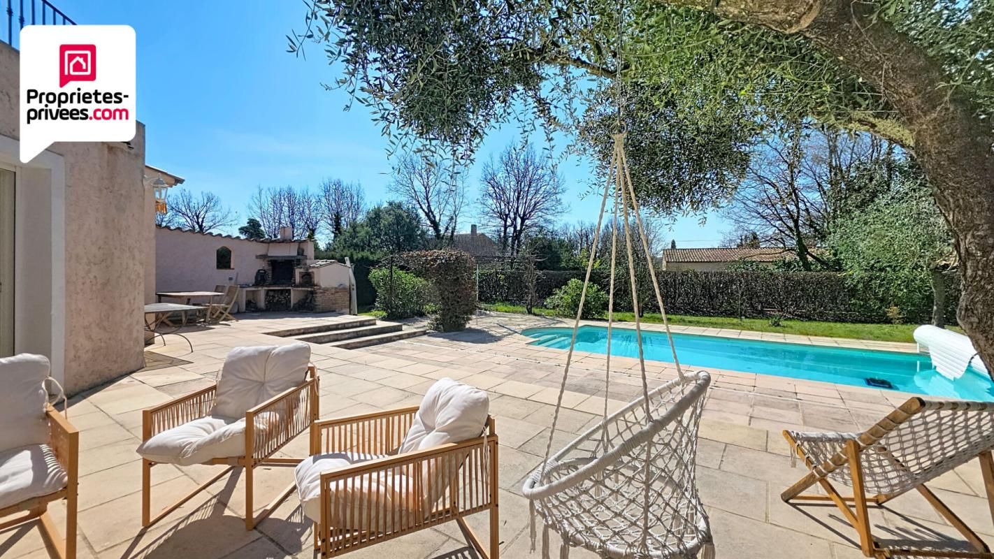 SAINT-CEZAIRE-SUR-SIAGNE VILLA 5 PIECES  143 m2 AVEC PISCINE , GRAND GARAGE SUR TERRAIN PLAT DE 1500 M2 4