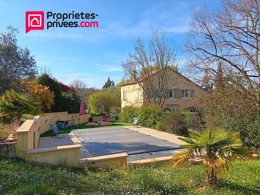 Maison Cahors 46000 avec piscine et grad terrain, 150 m², 3 chambres