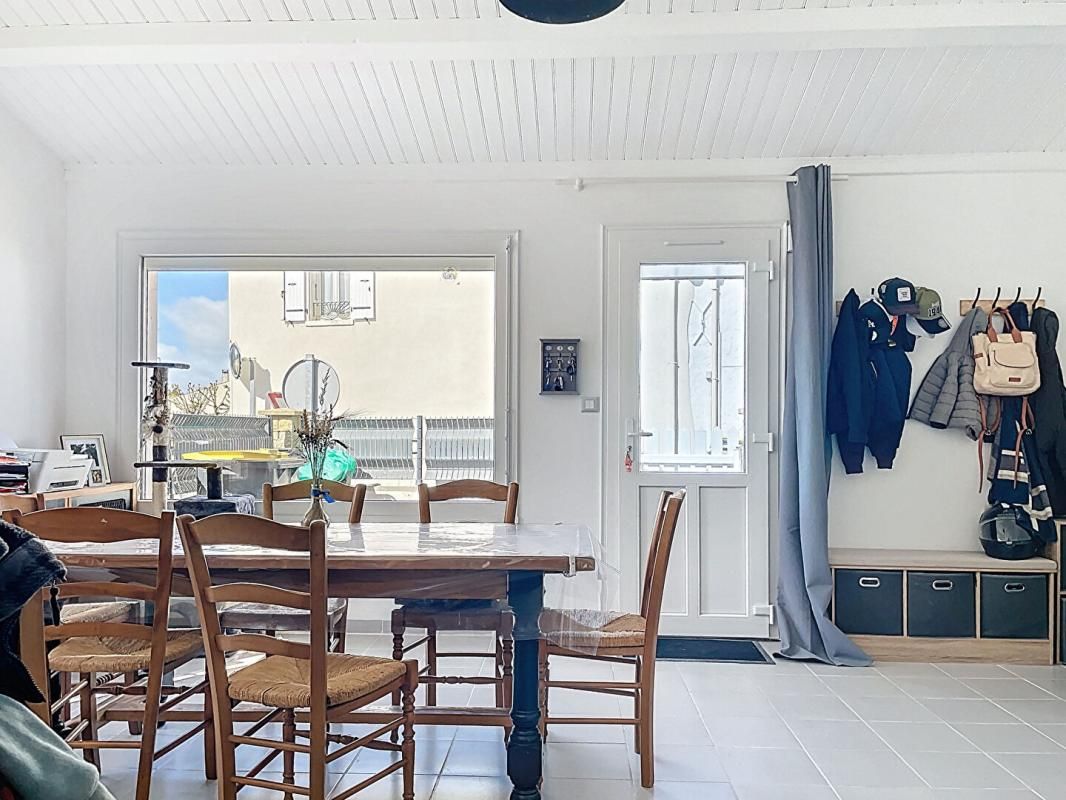 SAINT-JEAN-DE-LIVERSAY Maison de charme 103 m² avec grenier aménageable - prête à vivre 4