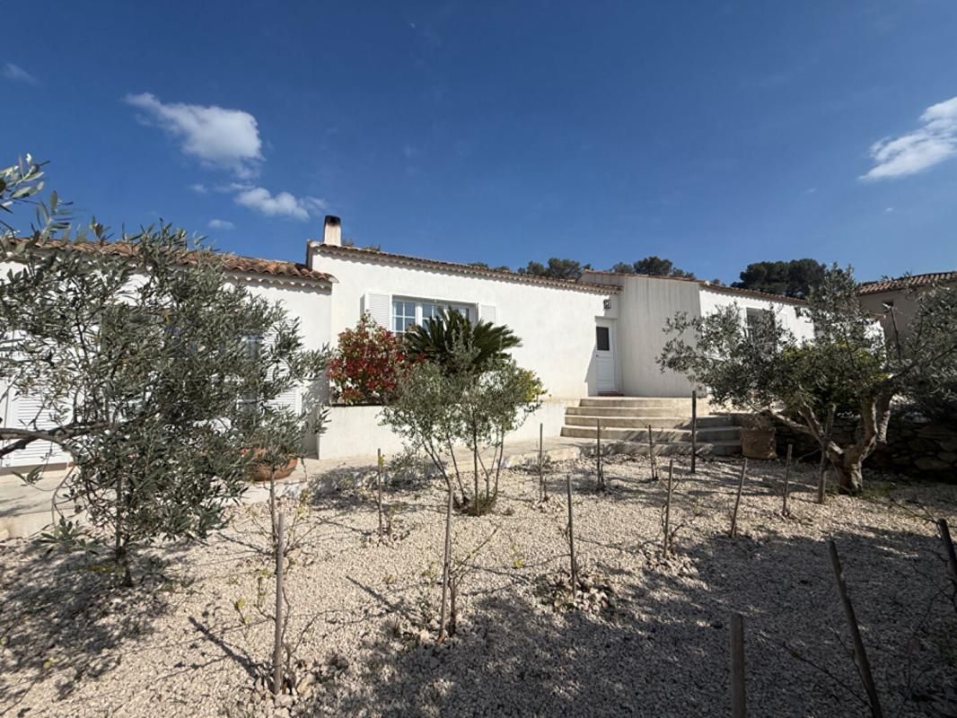 ISTRES Maison de plain pied avec piscine 2