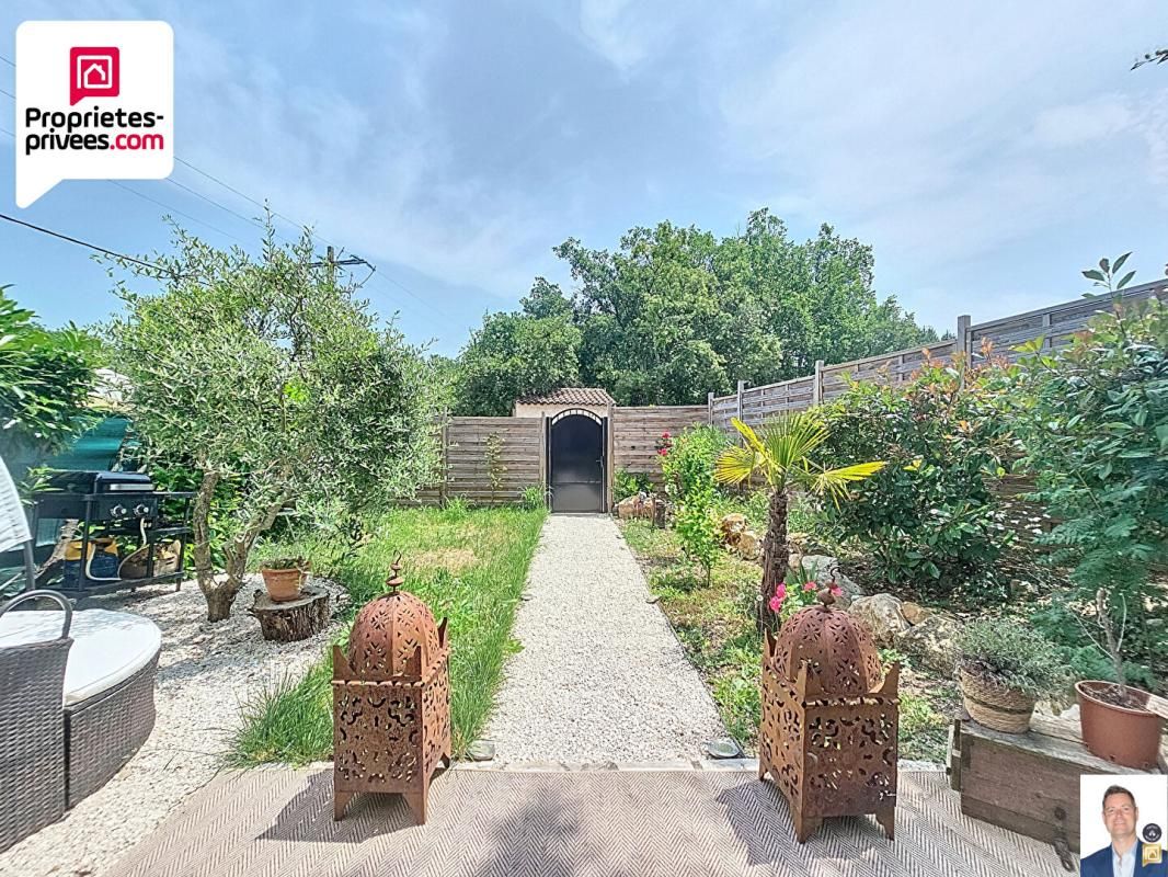 SAINT-CEZAIRE-SUR-SIAGNE Maison Duplex jumelée 3 pièces avec Jardin et Place de parking dans résidence 4