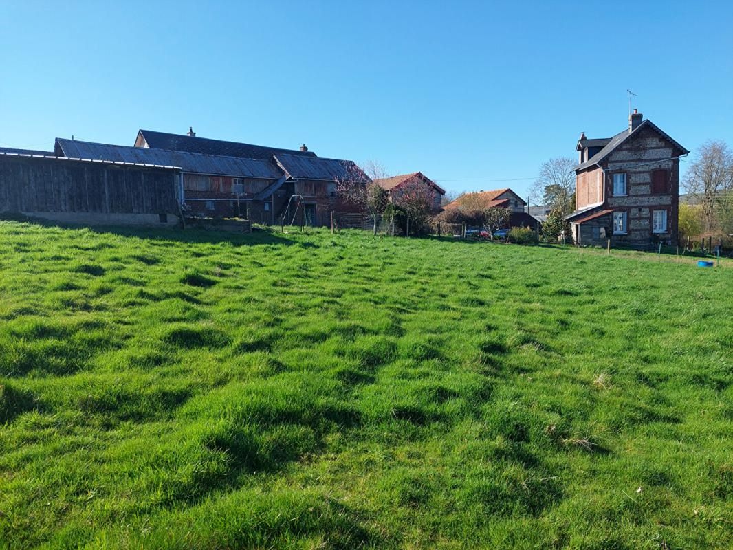 BOLBEC Ancien corp de ferme avec maison et dépendances 3