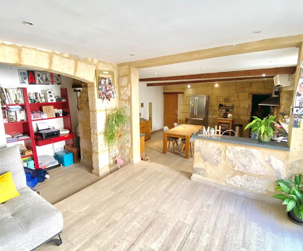 TARASCON Appartement 4 pièces 100 m2 avec cour et Garage 3