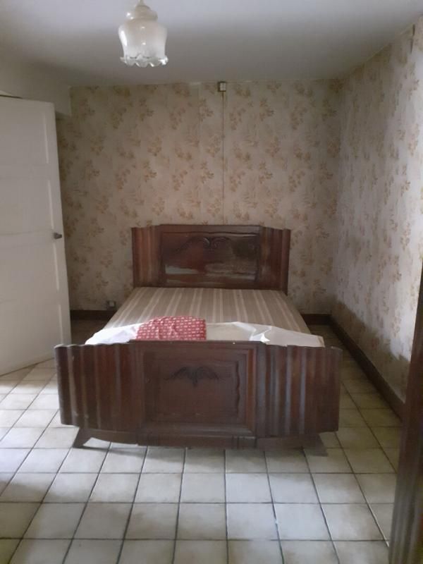 BAUGÉ-EN-ANJOU Maison Bauge En Anjou 60 m2 3