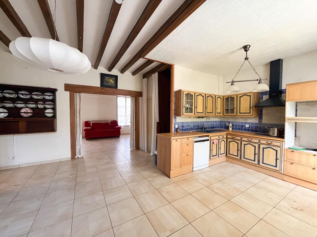 VALENCAY Maison Valencay 11 pièce(s) 218 m2 4