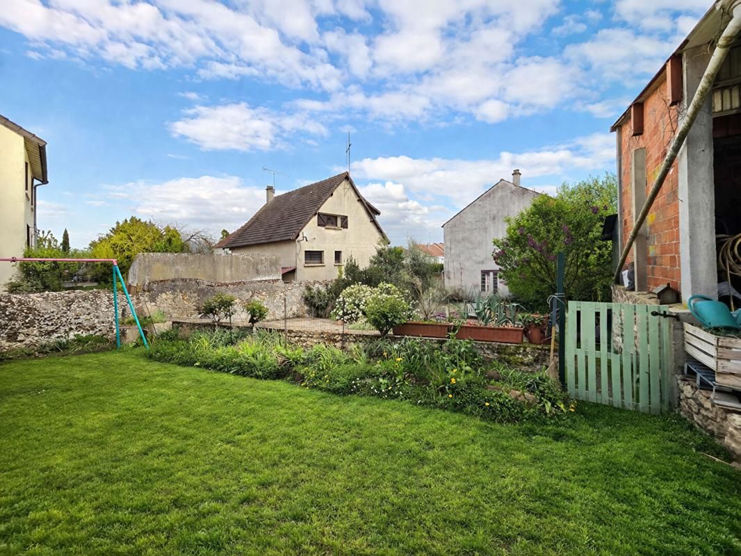 ECQUEVILLY Maison Ecquevilly 7 pièce(s) 128 m2 2