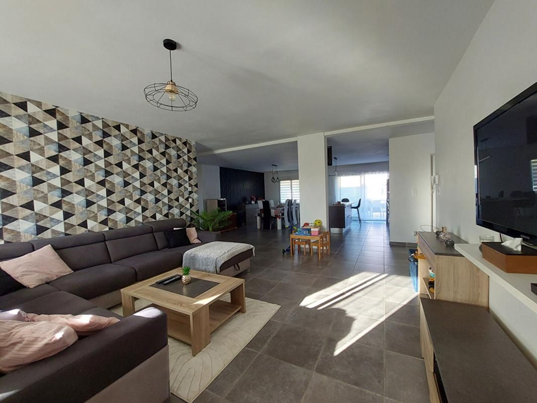 PERRECY-LES-FORGES Maison Perrecy Les Forges 6 pièce(s) 170 m2 1