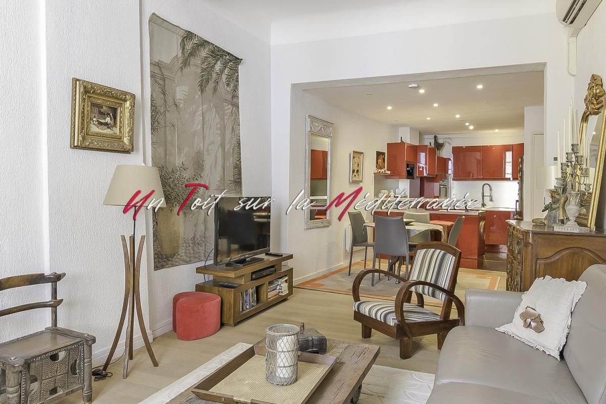 HYERES Appartement T2, 52m2 à Hyères les Palmiers, quartier historique 4