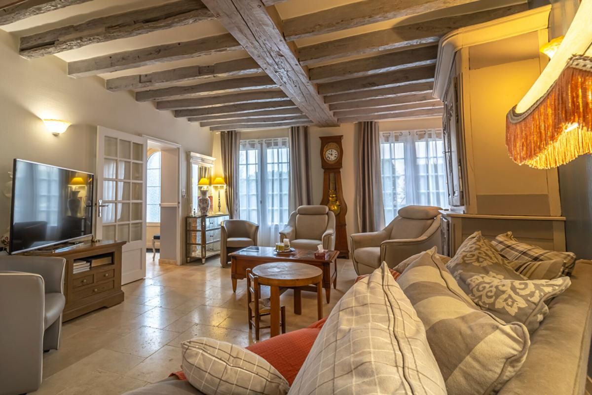 ROMORANTIN-LANTHENAY Maison Romorantin Lanthenay 8 pièce(s) 190 m2 3