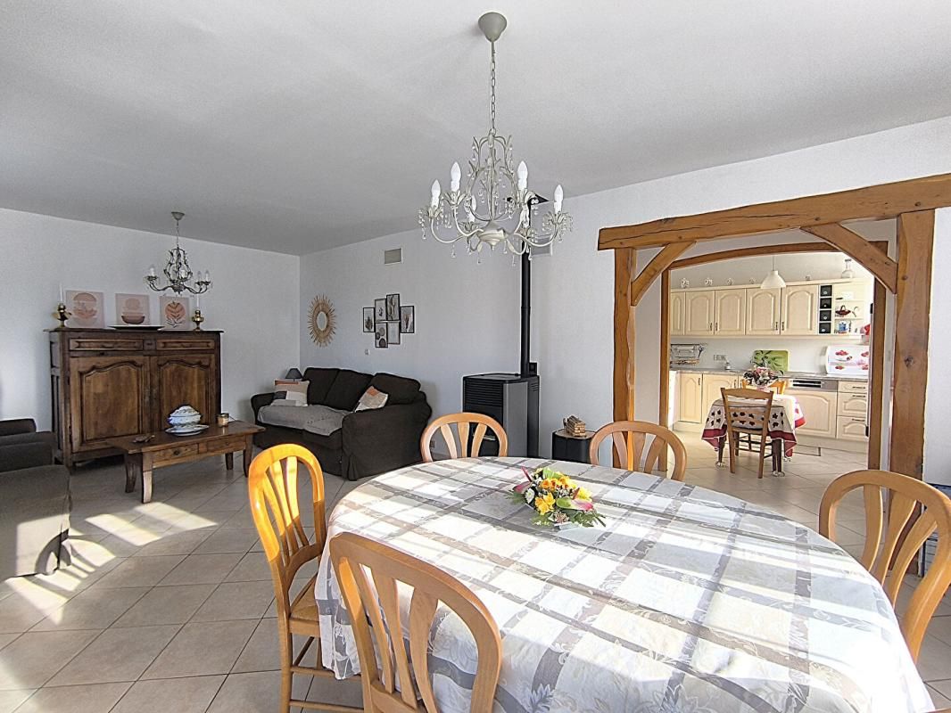 FORGES-LES-EAUX Maison Forges Les Eaux 4 pièces 78 m2 4