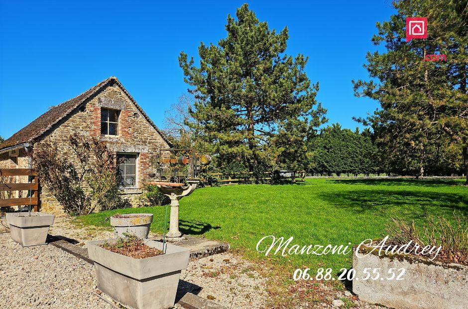 VANLAY Demeure de prestige Vanlay 12 pièce(s) 1456 m2 3