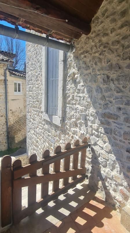 TORNAC Maison 10 pièce(s) 232m2 4