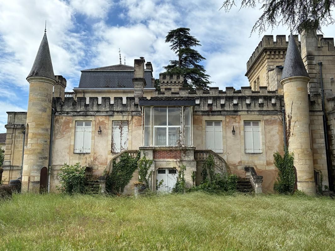 CAPIAN À 31 km DE BORDEAUX : DOMAINE XVIIe & XIXe  Secteur Langoiran 4