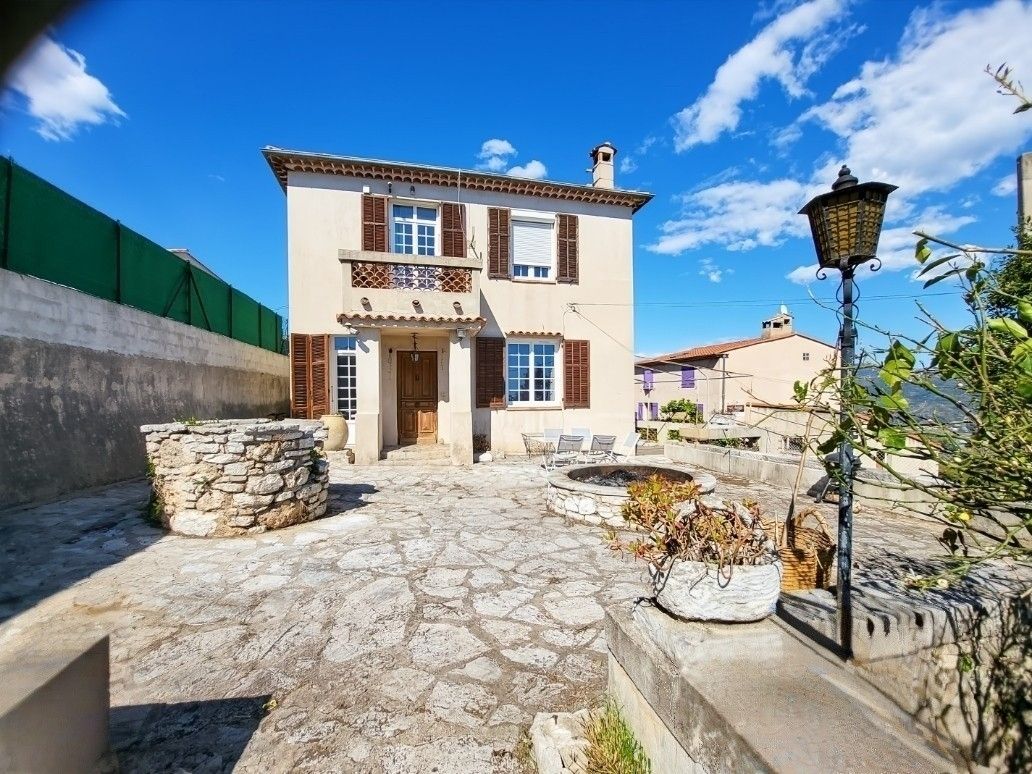 Maison Gattieres 6 pièce(s) 114 m2