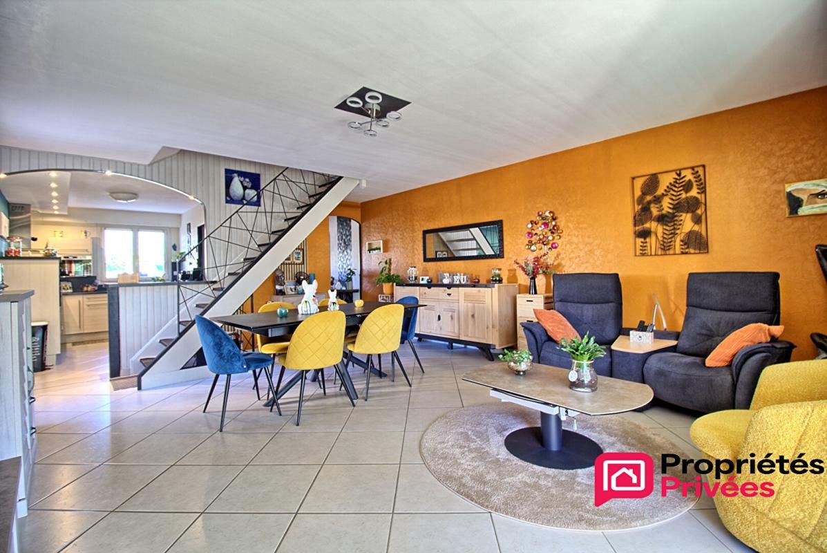 SAINT-SYLVAIN-D'ANJOU Maison centre Saint sylvain d'Anjou 120 m2 au calme square 4 chambres 2