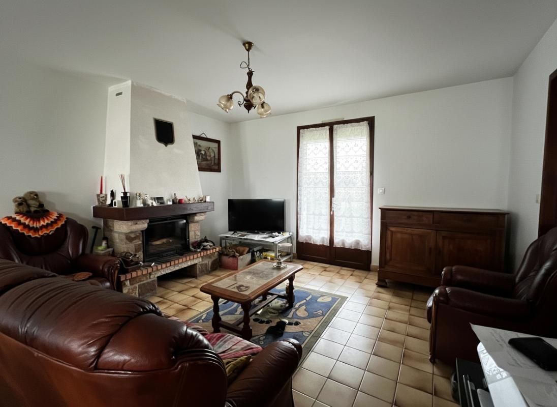 SAINT-GILDAS-DES-BOIS Maison Saint Gildas Des Bois 4 pièces 83 m2 3