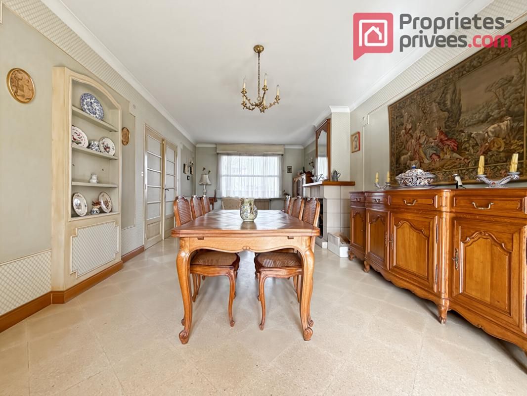 LA CHAPELLE-D'ARMENTIERES Maison La Chapelle D Armentieres 5 pièce(s) 465 m2 1