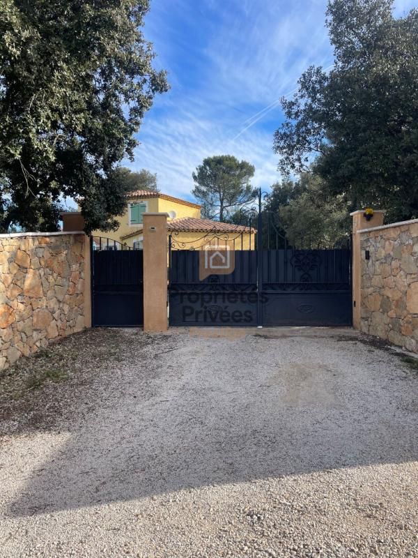 Villa 170 m² + T2  50m2 indépendant -Terrain 5 000 m² - Piscine - Fort potentiel locatif - Saint Maximin la Sainte Baume 83470