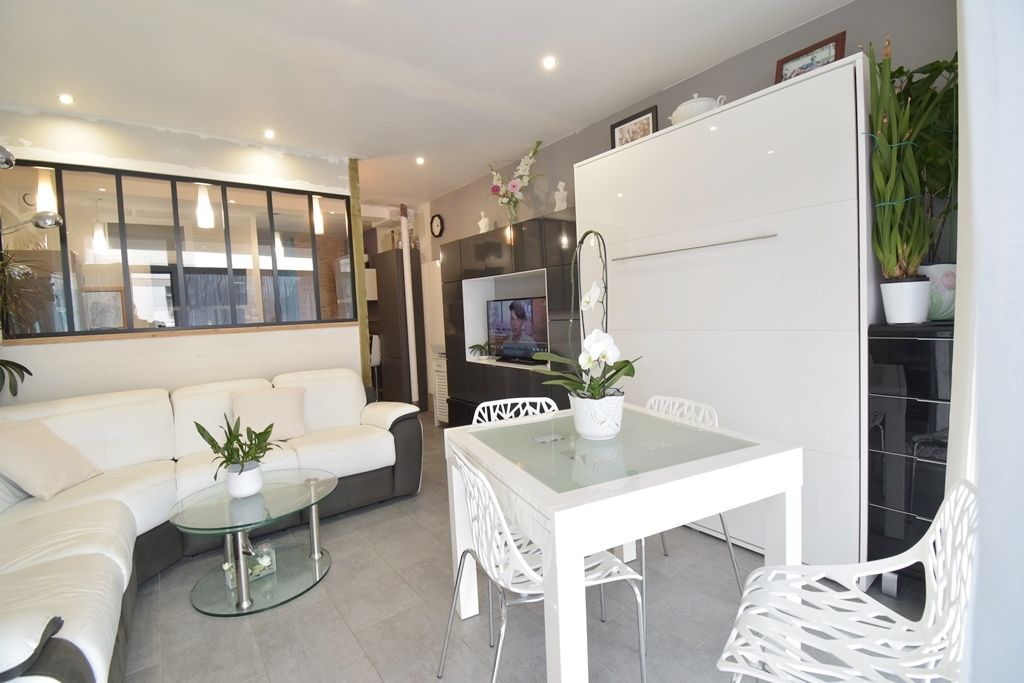LES SABLES-D'OLONNE Appartement  Les Sables d'Olonne 2 pièces 48 m2 1