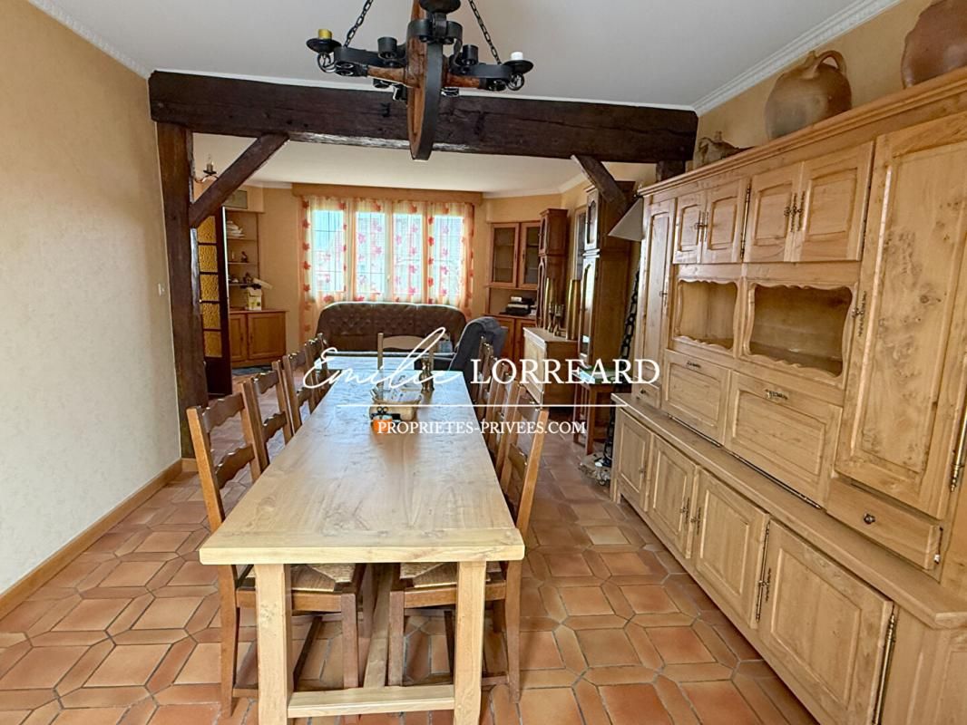 TELOCHE Maison Téloché 7 pièce(s) 150 m2 3