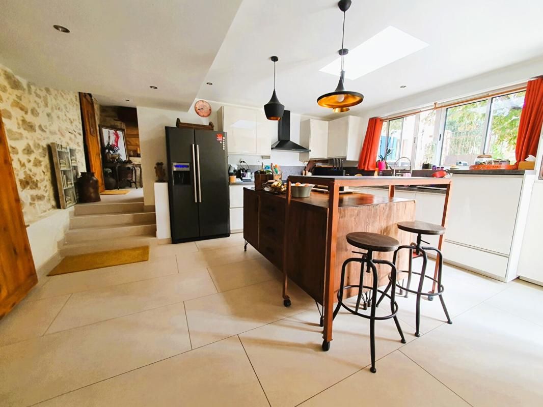 GOUDARGUES Propriété de caractère au coeur de la nature 4