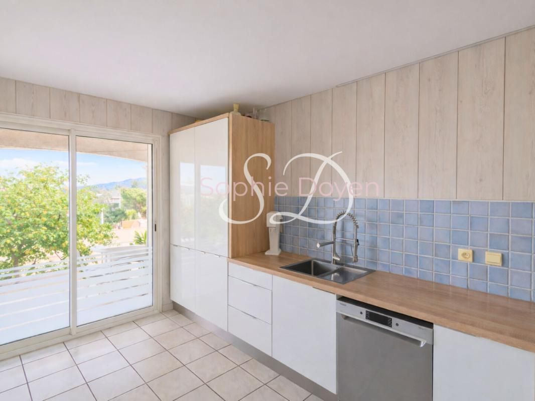 VILLELONGUE-DELS-MONTS Maison 4 faces T 5 et appartement T2 indépendant - Villelongue Dels Monts - 191 m² 3