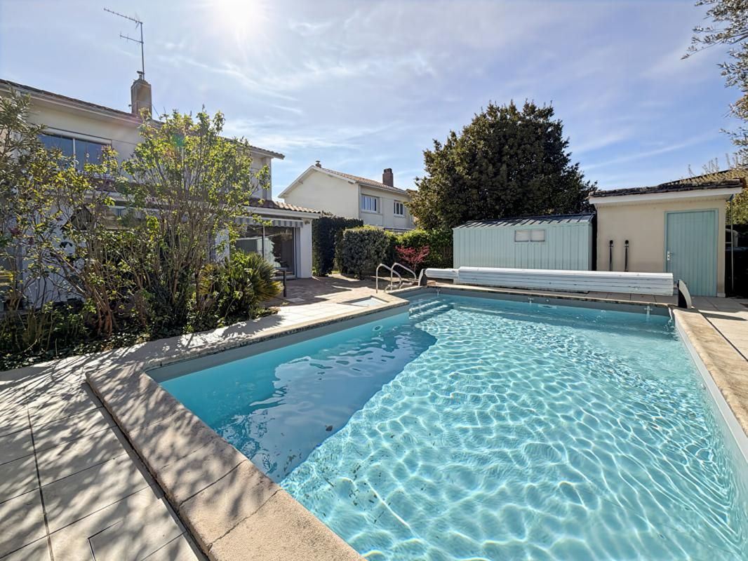 LE HAILLAN Maison Le Haillan 5 pièce(s) 110 m2 3