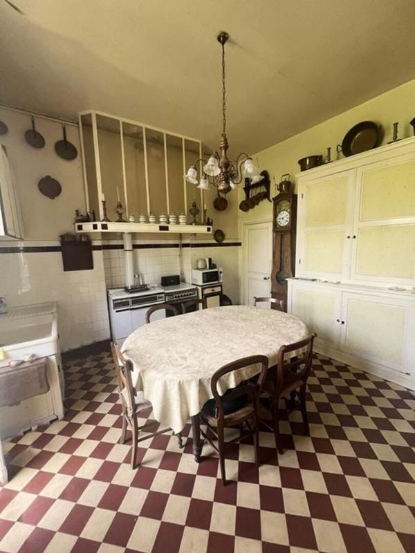 SORGES Maison de maître Sorges et Ligueux en Perigord pièce(s) 200 m2 3
