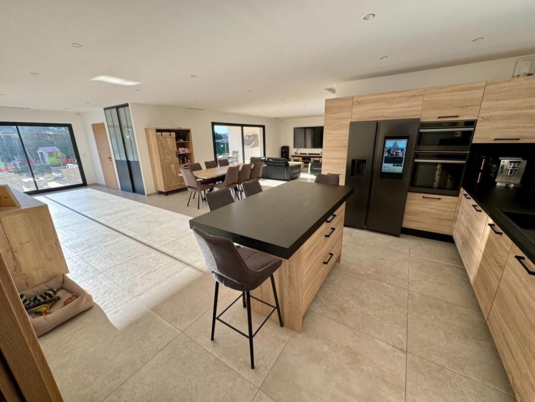 TRANS-EN-PROVENCE Villa Trans En Provence 5 pièces 165 m2 + grand garage 2