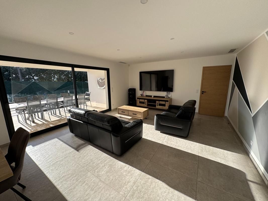 TRANS-EN-PROVENCE Villa Trans En Provence 5 pièces 165 m2 + grand garage 3