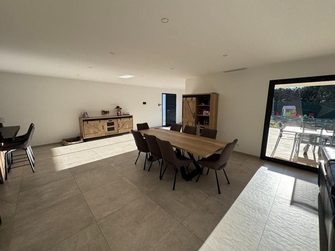 TRANS-EN-PROVENCE Villa Trans En Provence 5 pièces 165 m2 + grand garage 4