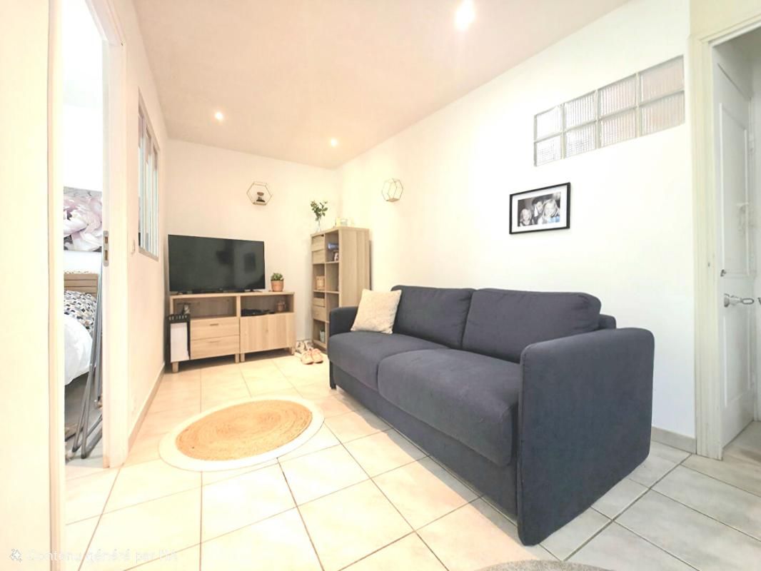 BORMES-LES-MIMOSAS Appartement Bormes Les Mimosas 2 pièce(s) 31 m2 A 194000 EUR 2