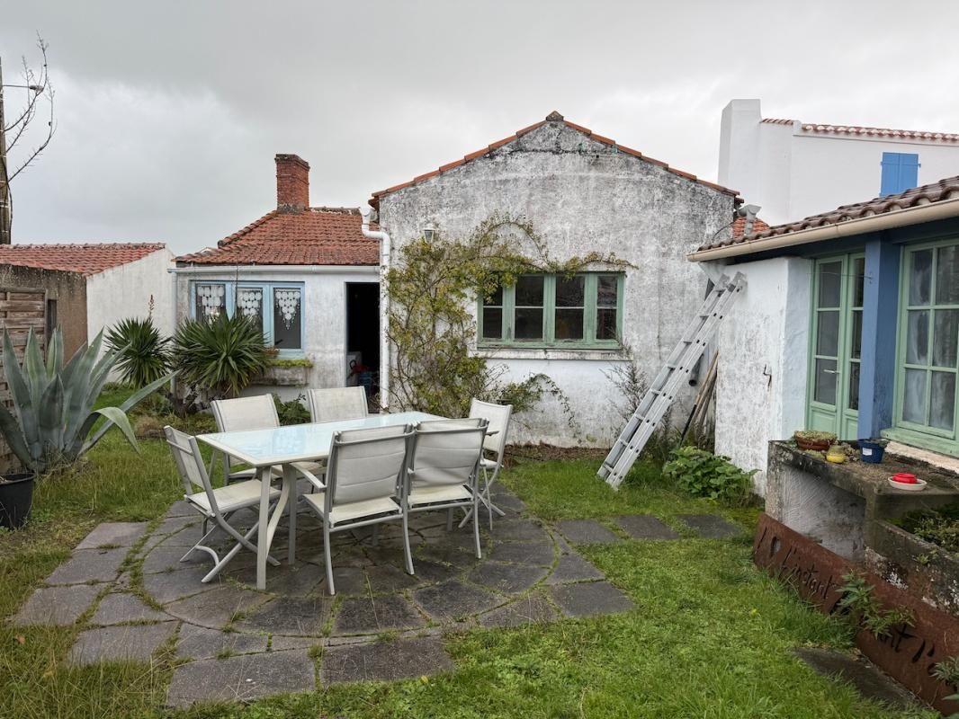 NOIRMOUTIER-EN-L'ILE Maison à rénover 3 chambres 129 m2 1