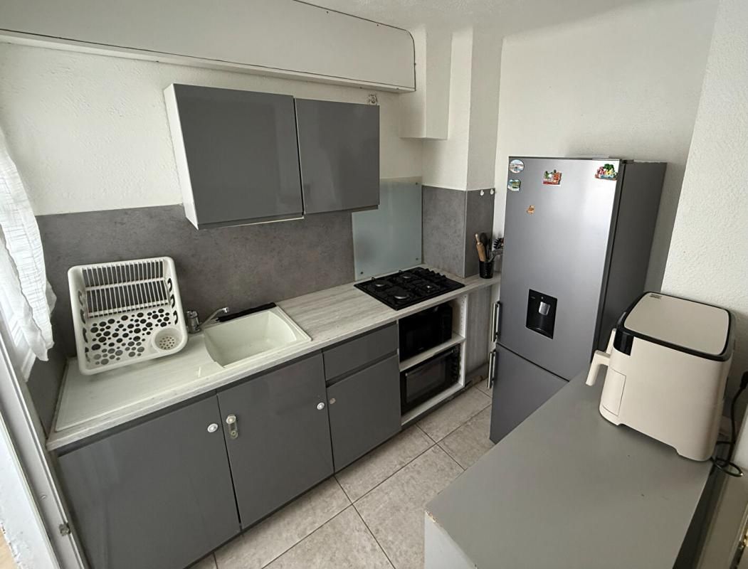 BRIGNOLES Appartement Brignoles 3 pièce(s) 49 m2 3