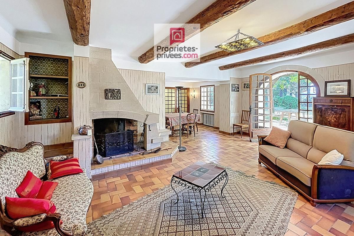 PERTUIS Magnifique mas provençal au charme authentique 3