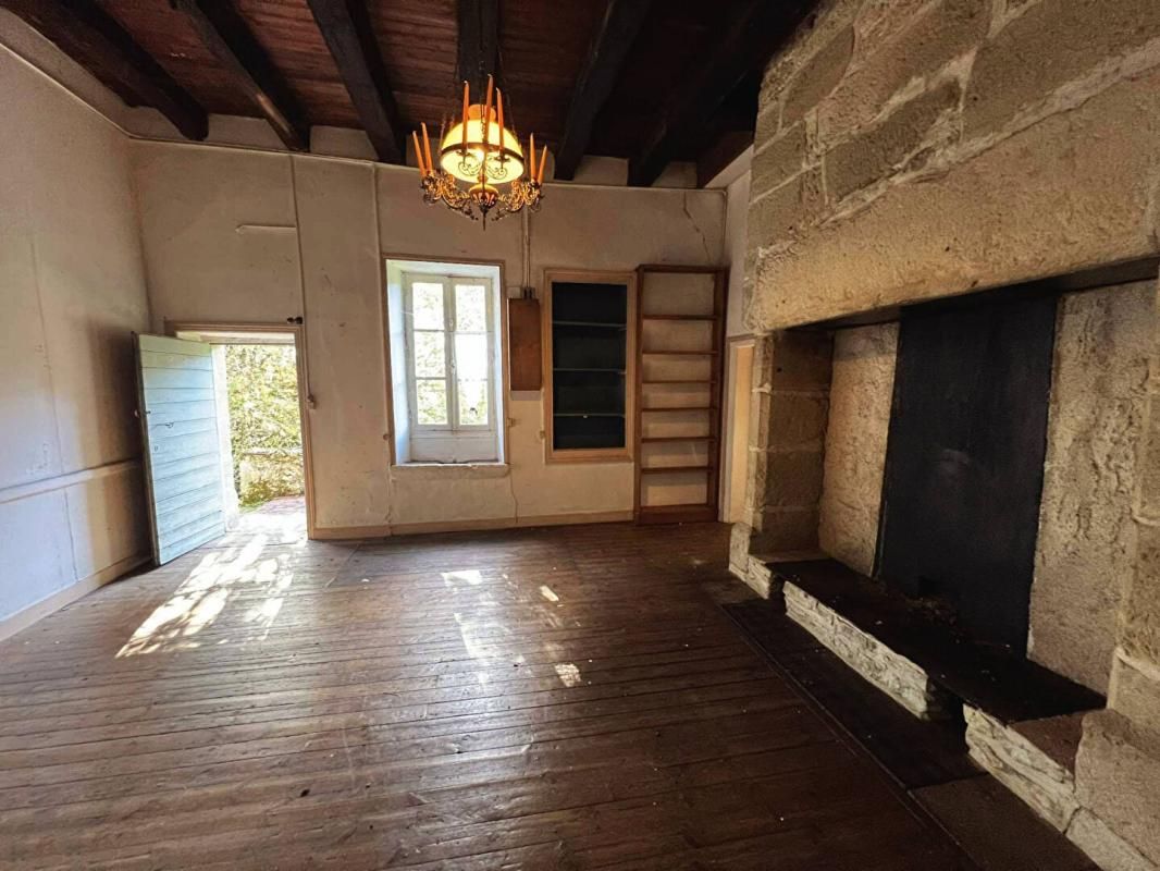 SAINT-RAPHAEL Maison St Raphael 7 pièce(s) 180 m2 3