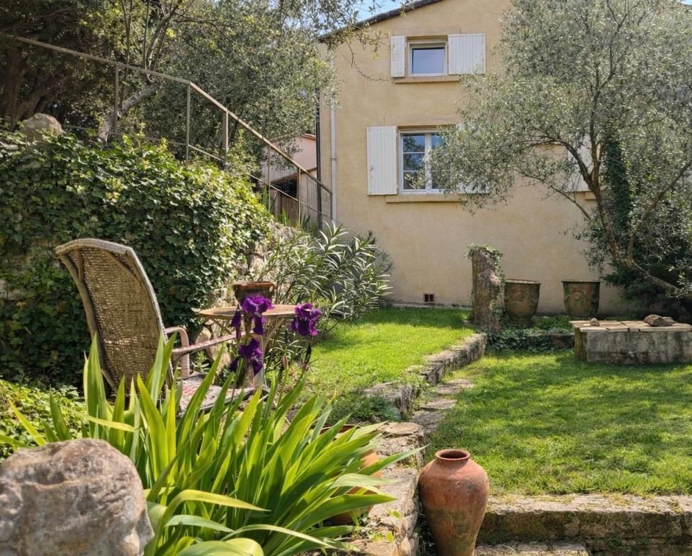 Élégante villa aux portes d'Uzès , Environnement naturel d'exception